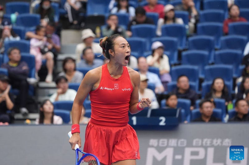 Mcheza tenisi wa China Zheng Qinwen afuzu kwa nusu fainali ya China Open