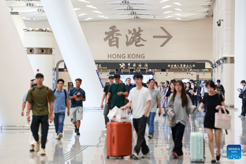 Bandari iliyoboreshwa yafunguliwa kwa ajili ya kurahisisha usafiri wa kuvuka mpaka kati ya Shenzhen na Hong Kong, China